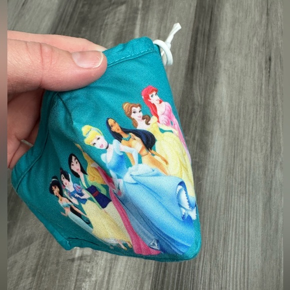 Disney Princess mask - Picture 1 of 2